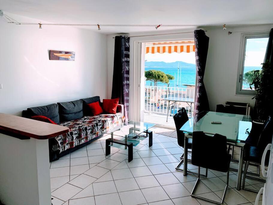 T3 Sur La Plage Vue Feerique Mer,Wifi, Parking Inclus , Clim 라시오타 외부 사진