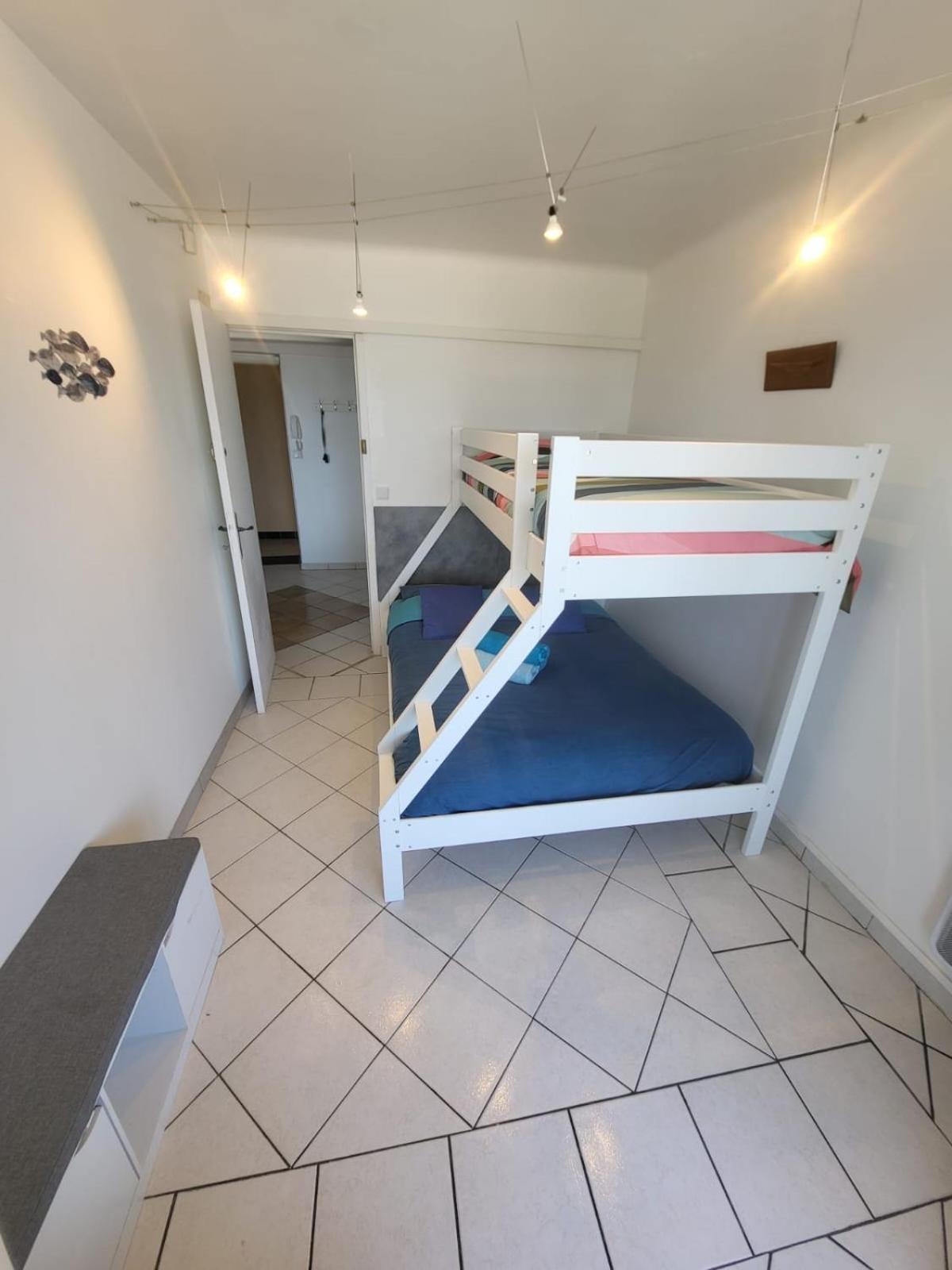 T3 Sur La Plage Vue Feerique Mer,Wifi, Parking Inclus , Clim 라시오타 외부 사진